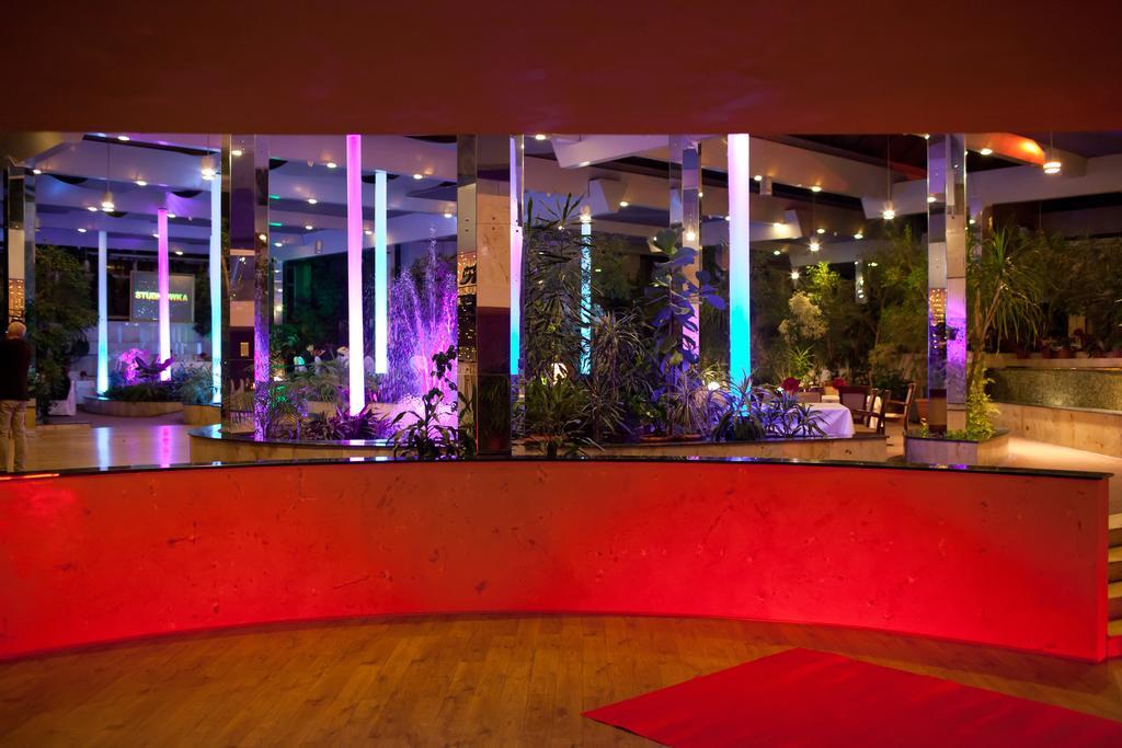 Hotel Kongresowy Κίελτσε Εξωτερικό φωτογραφία