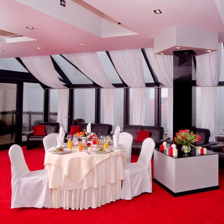 Hotel Kongresowy Κίελτσε Εξωτερικό φωτογραφία